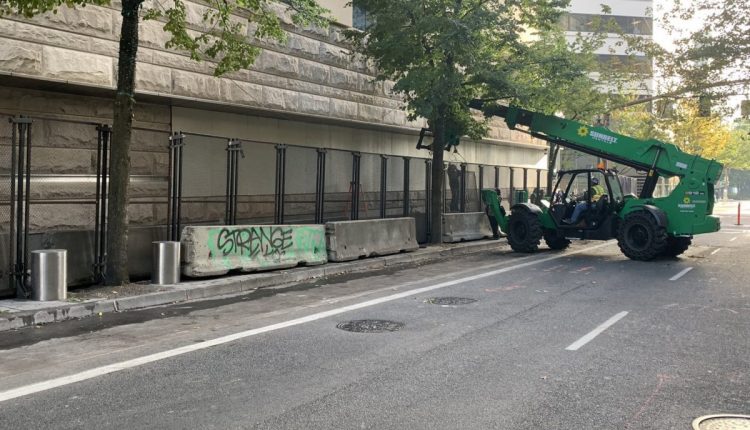 波特兰档案诉诸美国政府,船员将篱笆移出市中心的自行车道