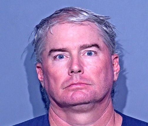 BCSO逮捕了栅栏建造者，爱游戏手球说他收了钱但没有完成工作