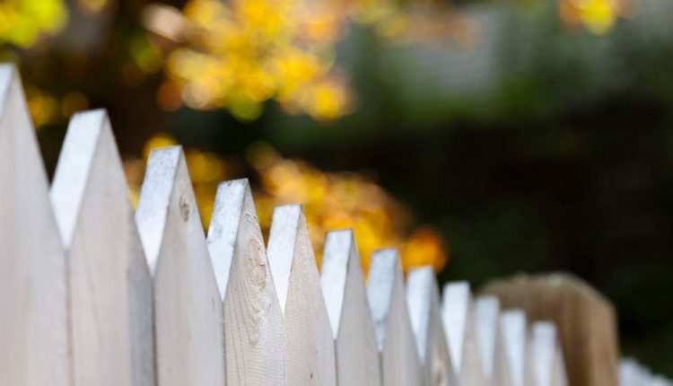 如何建立篱笆:“好邻居篱笆”礼仪解释